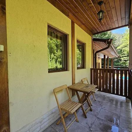 комплекс кумовете Chiflik (Lovech)