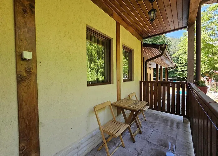 комплекс кумовете Chiflik (Lovech)