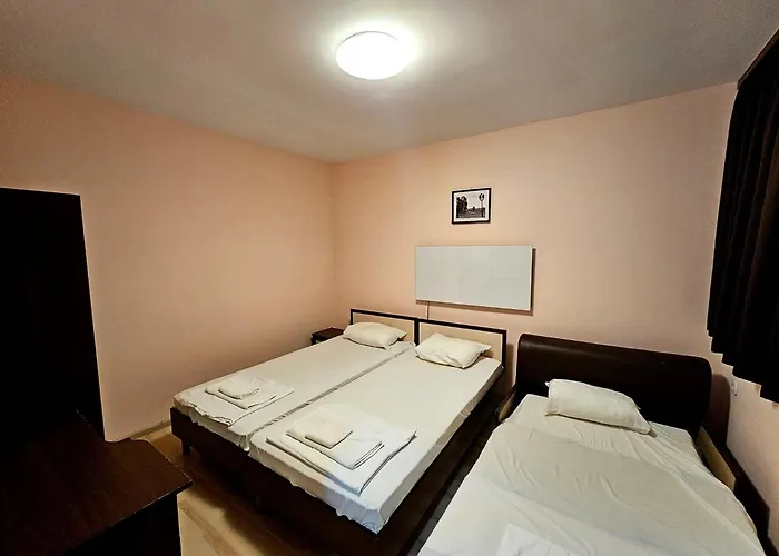 комплекс кумовете * Chiflik (Lovech)